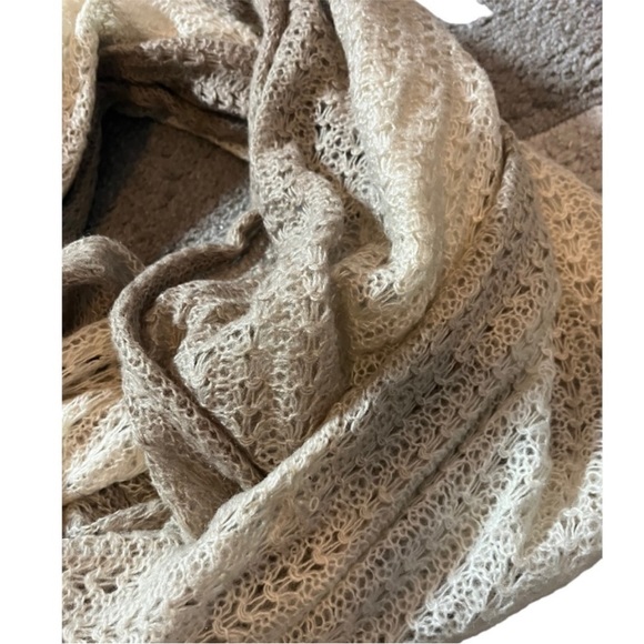 Cozy Knit Infinity Scarf - Picture 4 of 5